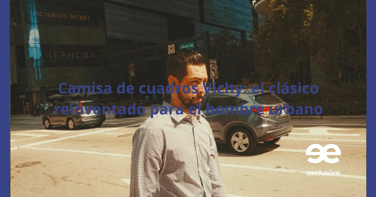 Hombre urbano con camisa de cuadros Vichy azul marino de EE Exclusive