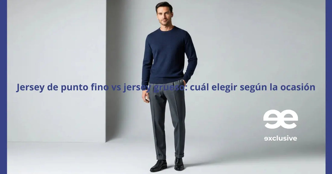 Hombre con jersey de punto fino negro en entorno urbano y hombre con jersey grueso azul marino en exterior invierno