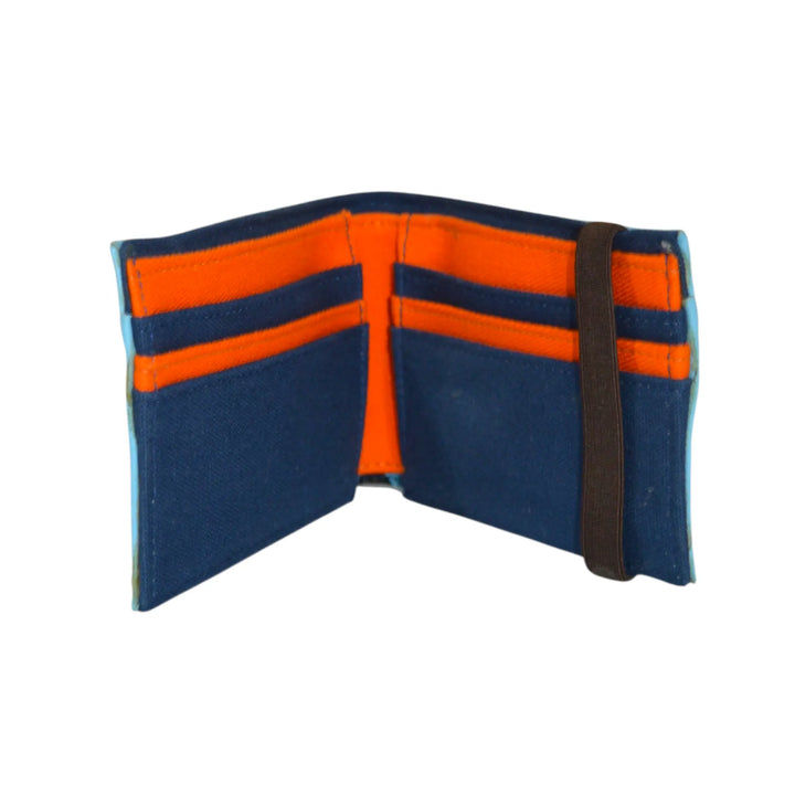 Interior de cartera West azul y negro con seis ranuras para tarjetas y compartimentos