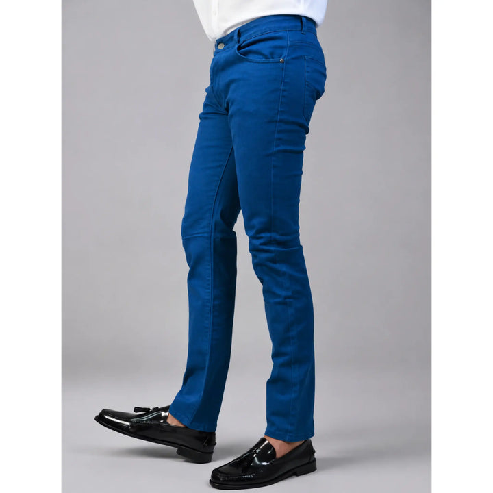 Pantalón vaquero azul Adelpho para hombre EE Exclusive en vista lateral trasera con detalle de bolsillos y costuras.